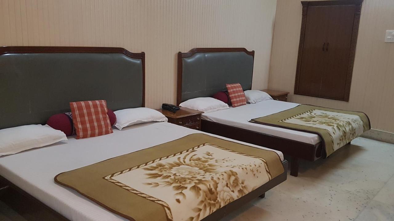 Tourist Guest House Amritsar Exterior foto